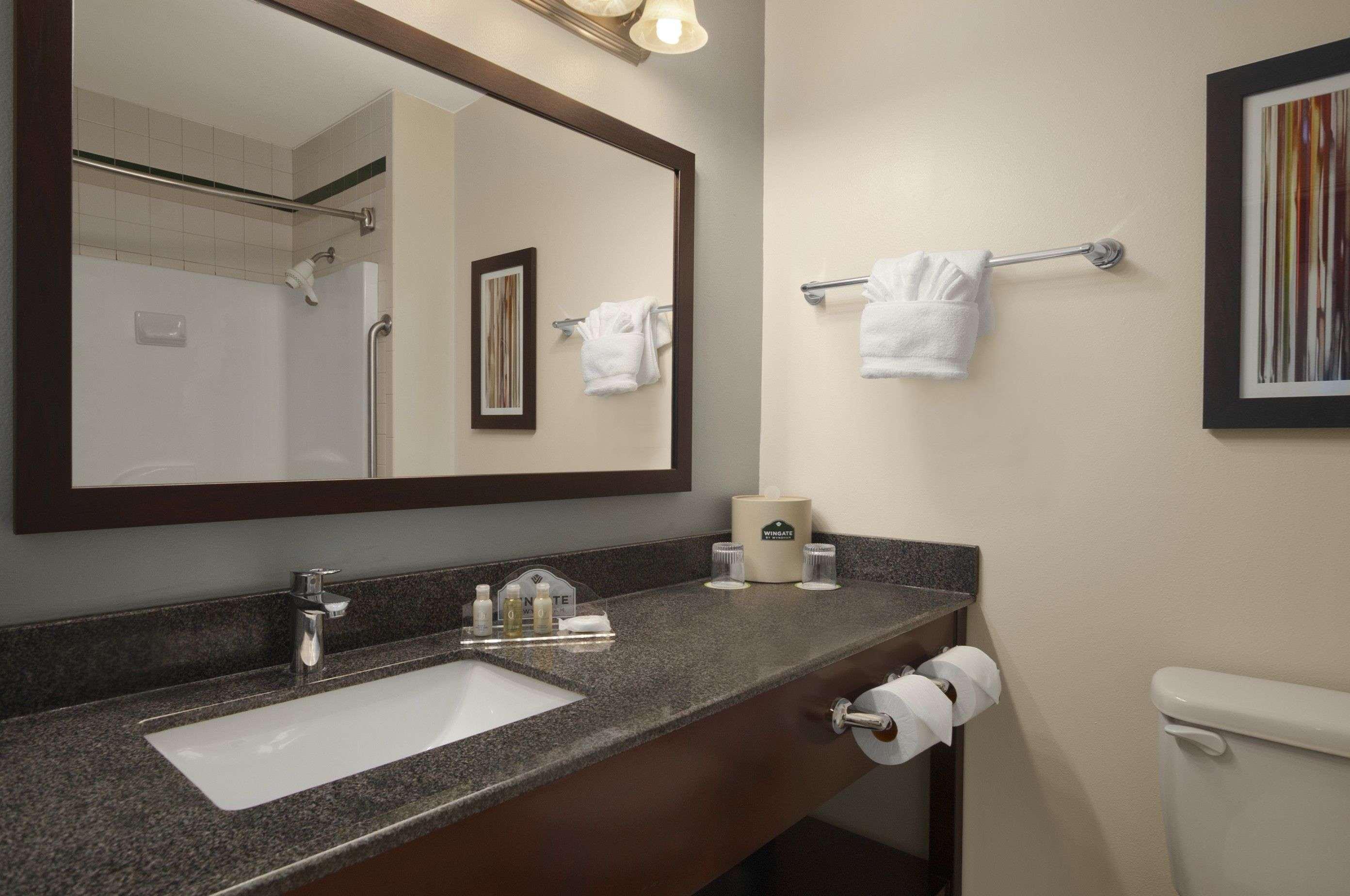 Wingate By Wyndham And Williamson Conference Center Hotel Round Rock Exterior foto